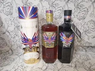 Ron Piet - XO 20 years &amp; XO 3 years old - b. 2022 - 70cl