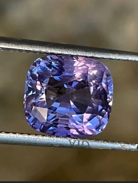1 pcs Paars Saffier - 5.58 ct