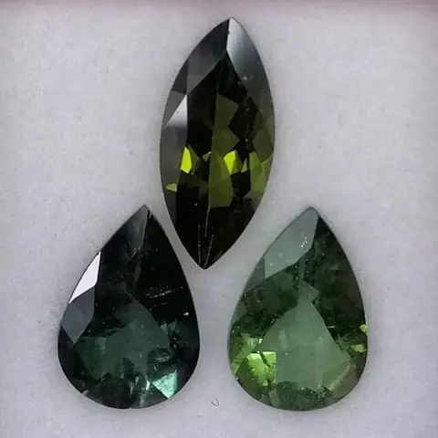 3 pcsToermalijn - 4.70 ct