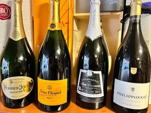 Veuve Clicquot, Perrier Jouët, Alain Couvreur, Philipponnat