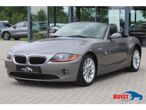 BMW Z4 Roadster 2.2i 6-cilinder 99216KM! YOUNGTIMER!