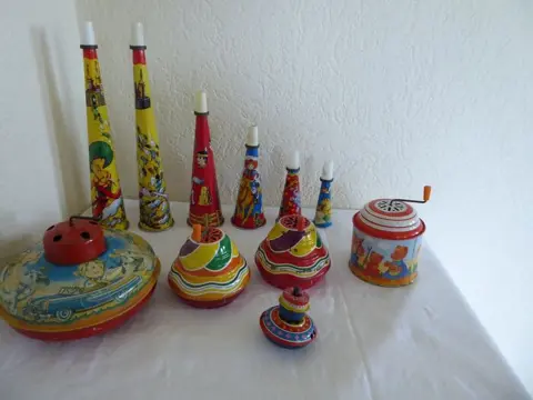 Japan - blikken muziek instrumenten - 1960-1969 - Japan
