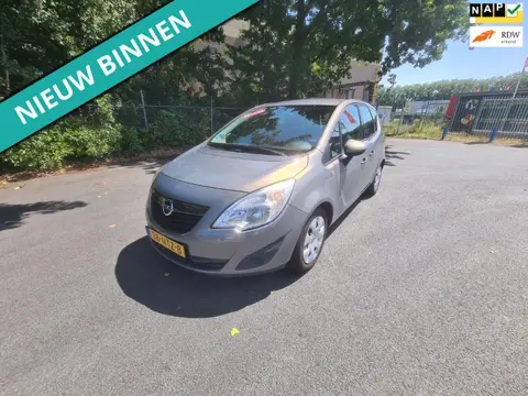 Opel Meriva 1.4 Turbo Edition NETTE AUTO RIJDT EN SCHAKELT GOED
