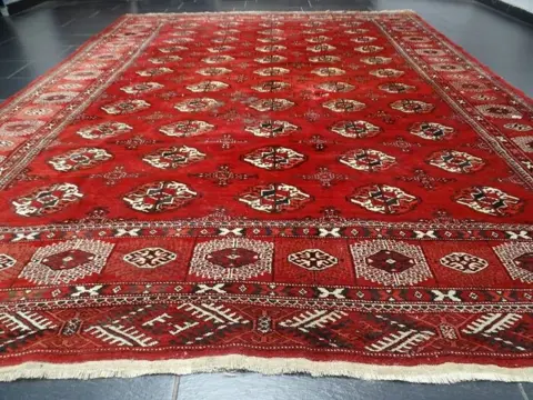 Buchara Tekke - Tapijt - 330 cm - 215 cm