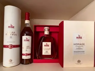 Hine - Homage XO &amp; Cigar Reserve XO - 70cl - 2 flessen