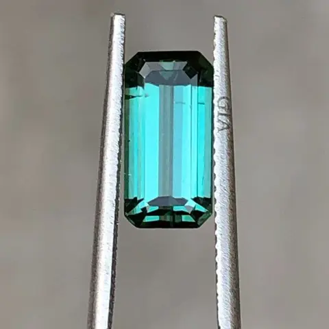 1 pcs indigo licht Toermalijn - 3.07 ct
