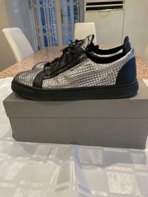 Giuseppe Zanotti - Sneakers - Maat: Schoenen / EU 45