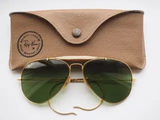Bausch &amp; Lomb U.S.A - Ray-Ban Aviator Outdoorsman -
