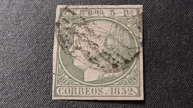 Spanje 1852 - Isabella II, imperforated. 5 r. face value, green. Very wide and complete margins. Brunn - Edifil 15