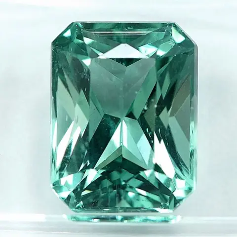 Apatiet - 5.40 ct