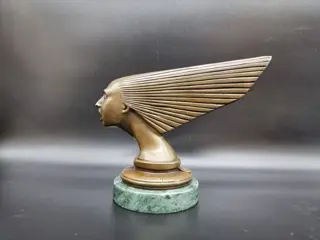 Embleem/mascotte/kenteken - Bronze -Spirit of the Wind- Car