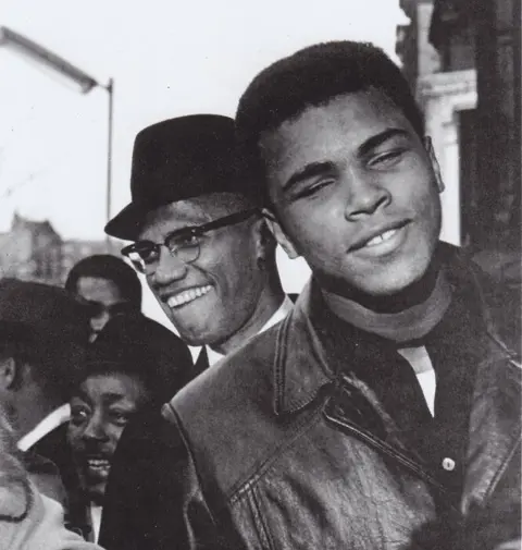 UNKNOWN - Malcolm X with Muhammad Ali