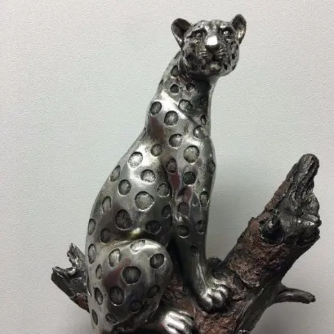 Panter , decoratie beeld , beeld van een panter, kado