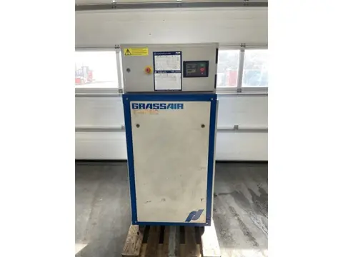 Grassair WIS11.7 4 kW 550 L / min 7 Bar watergesmeerde schroefcompressor