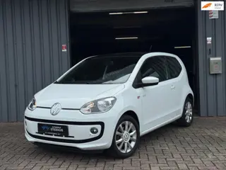 Volkswagen UP! 1.0 high up! Luxe uitvoering | CLUB l Navi