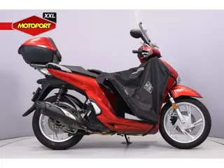 Honda SH 150 (bj 2017)
