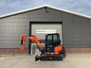 Kubota KX027 KX27 HI-SPEC minigraver NIEUW €599 LEASE