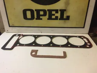 Koppakking Opel Manta A 8950619