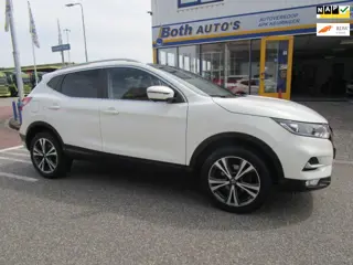 Nissan Qashqai 1.2 N-Connecta panoramadak camera