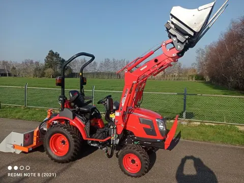 Kioti CX2510 HST ROPS 25 PK  Frontlader nieuw !! aktie