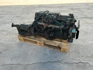 Engine and gearbox for Opel Commodore