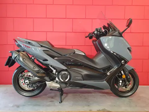 Yamaha T-MAX TECH MAX 560 | 1E EIGENAAR (bj 2021)