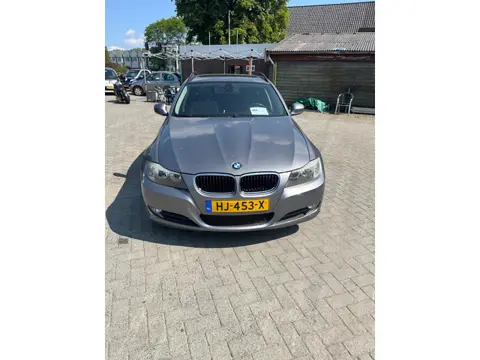 BMW 3 Serie Touring 318i Business Line ecc lm velgen open dak