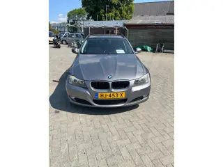 BMW 3 Serie Touring 318i Business Line ecc lm velgen open dak