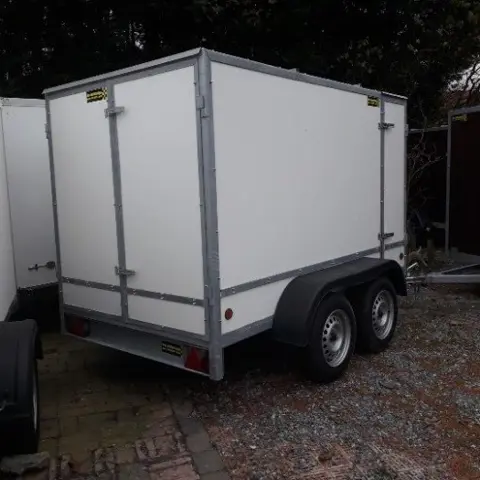 Gesloten aanhangwagen