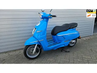 Peugeot Snorscooter Django Sport 25 km/h | 2017