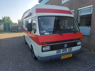 VOLKSWAGEN LT 28 2.4 D LANG