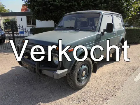 Lada Niva 1.7i **LEUK EENVOUDIG PROJECT**KEIHARDE NIVA!**