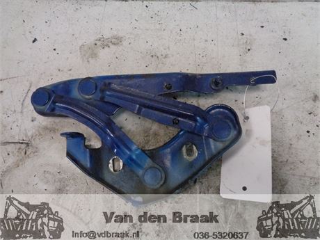 Audi A1 2010-2018 Motorkapscharnier rechts