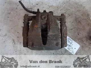 Opel Tigra Twintop 2004-2006 Remklauw rechts voor