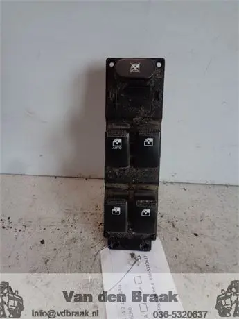 Hyundai i10 2008-2013 Electrische raamschakelaar links voor