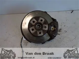 Volkswagen Polo 6R 1.2 TDi 2009-2014 Fusee rechts voor