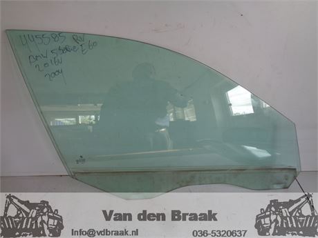 BMW 5 serie E60 sedan 2003-2010 Portierraam rechts voor
