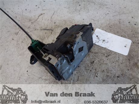 Opel Tigra Twintop 2004-2010 Deurslot rechts met CV