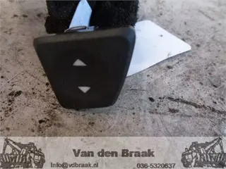 Fiat 500 2007-2016 Electrische raamschakelaar rechts voor