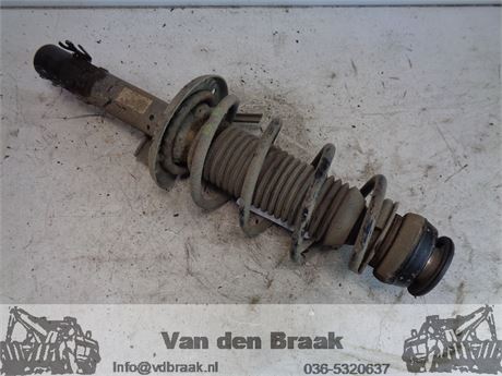 Audi A1 1.4 TFSi 2010-2018 Veerpoot voorzijde