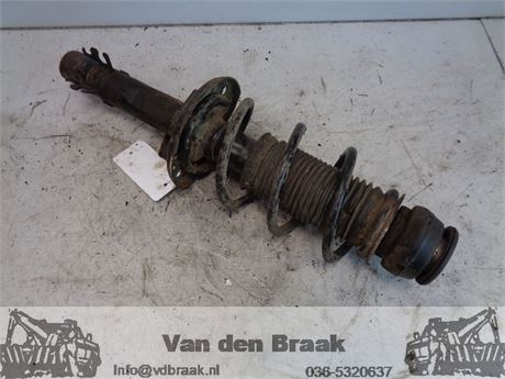 Audi A1 1.6 TDi 2010-2018 Veerpoot voorzijde