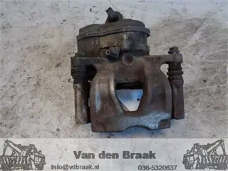 Audi A4 1.4 TSi 2015-2019 Remklauw rechts achter