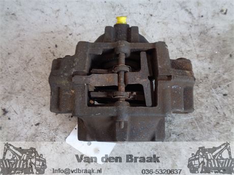 Mercedes Benz CLK 2.0 16V 1997-2003 Remklauw linksachter