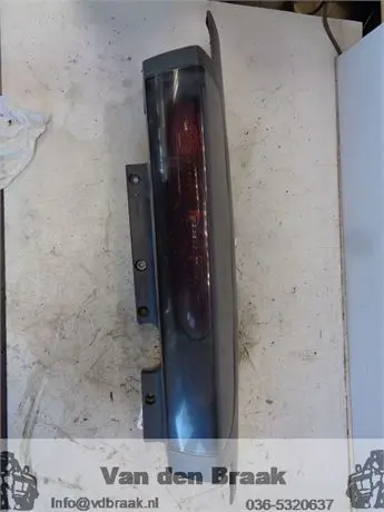 Renault Trafic 2001-2007 Achterlicht links