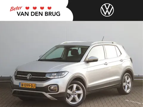 Volkswagen T-Cross 1.0 TSI Style 110pk | Navigatie | Parkeersensoren | Trekhaak | LED | ACC | DAB |