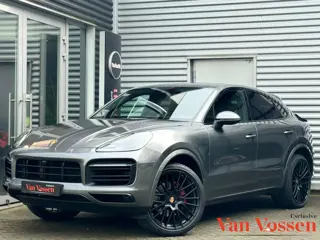 Porsche Cayenne Coupé 3.0 E-Hybrid|Pano|Chrono|462PK|Sportuitlaat|Luchtvering|360 Camera|Keyless|Mem
