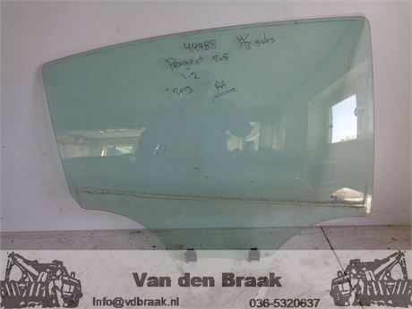 Peugeot 208 5 deurs 2012-2019 Portierruit rechts achterzijde