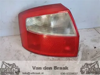 Audi A4 Sedan 2001-2005 Achterlicht links
