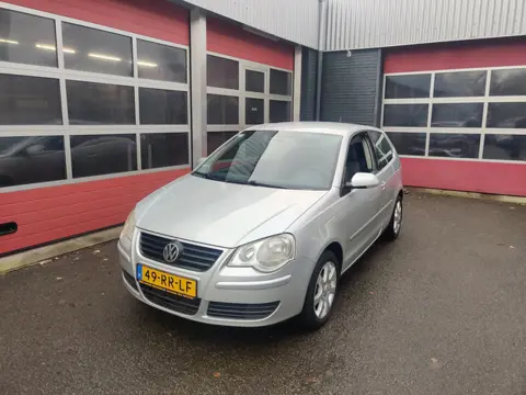 Volkswagen Polo 1.4-16V Turijn