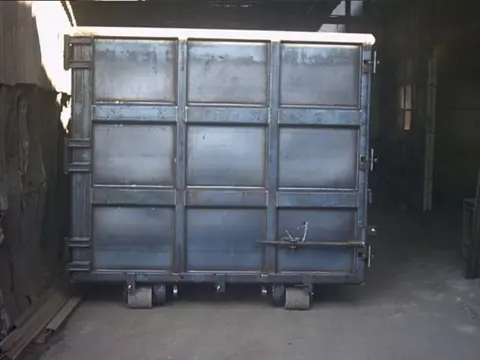 containers met 1 grote achterdeur